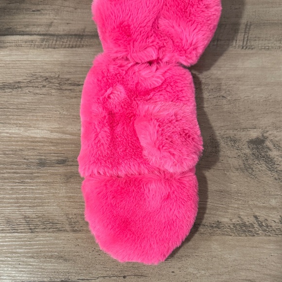 C.C Fuzzy Pink Mittens - Picture 6 of 10